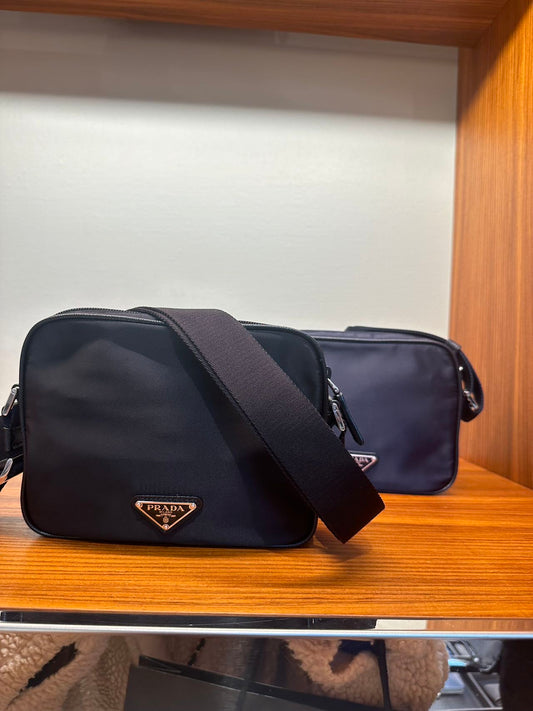 Prada nylon camera bag 普拉達尼龍相機包