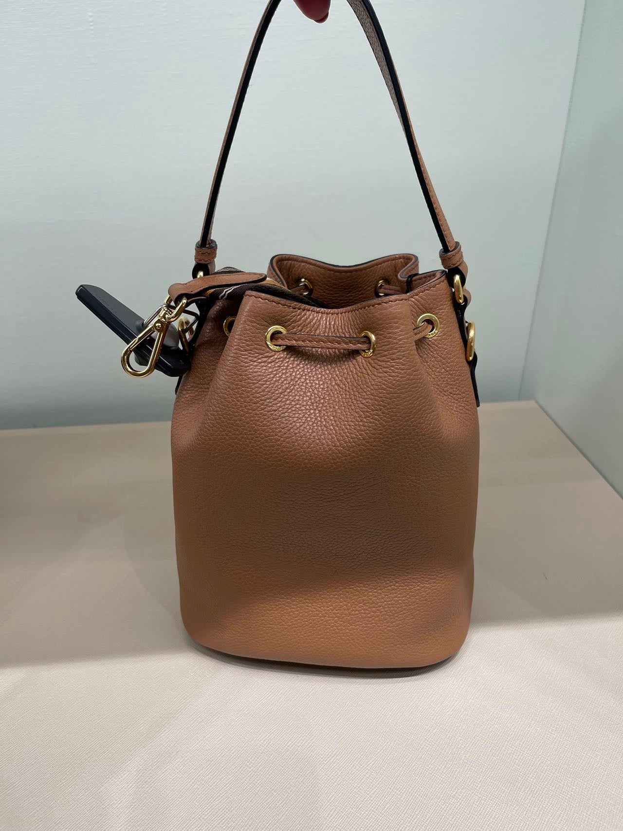 Prada leather bucket bag 普拉達皮革水桶包