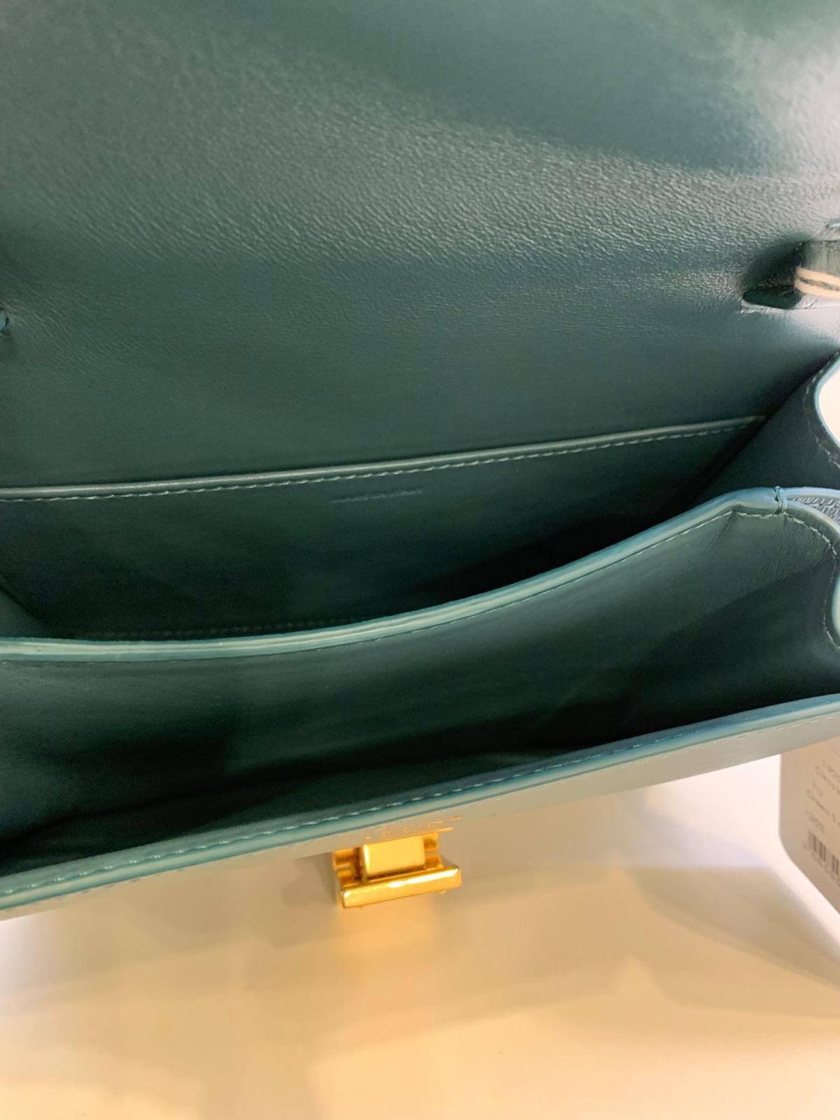 Celine Teen Classic liege 思琳經典木紋小牛皮肩背包*
