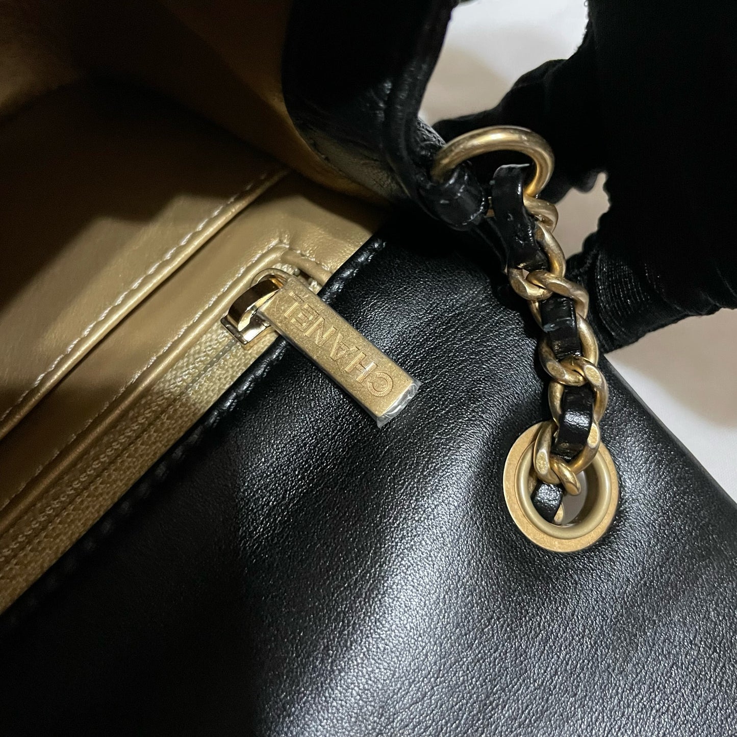 Chanel classic flap gold ball香奈兒黑色金球方胖子