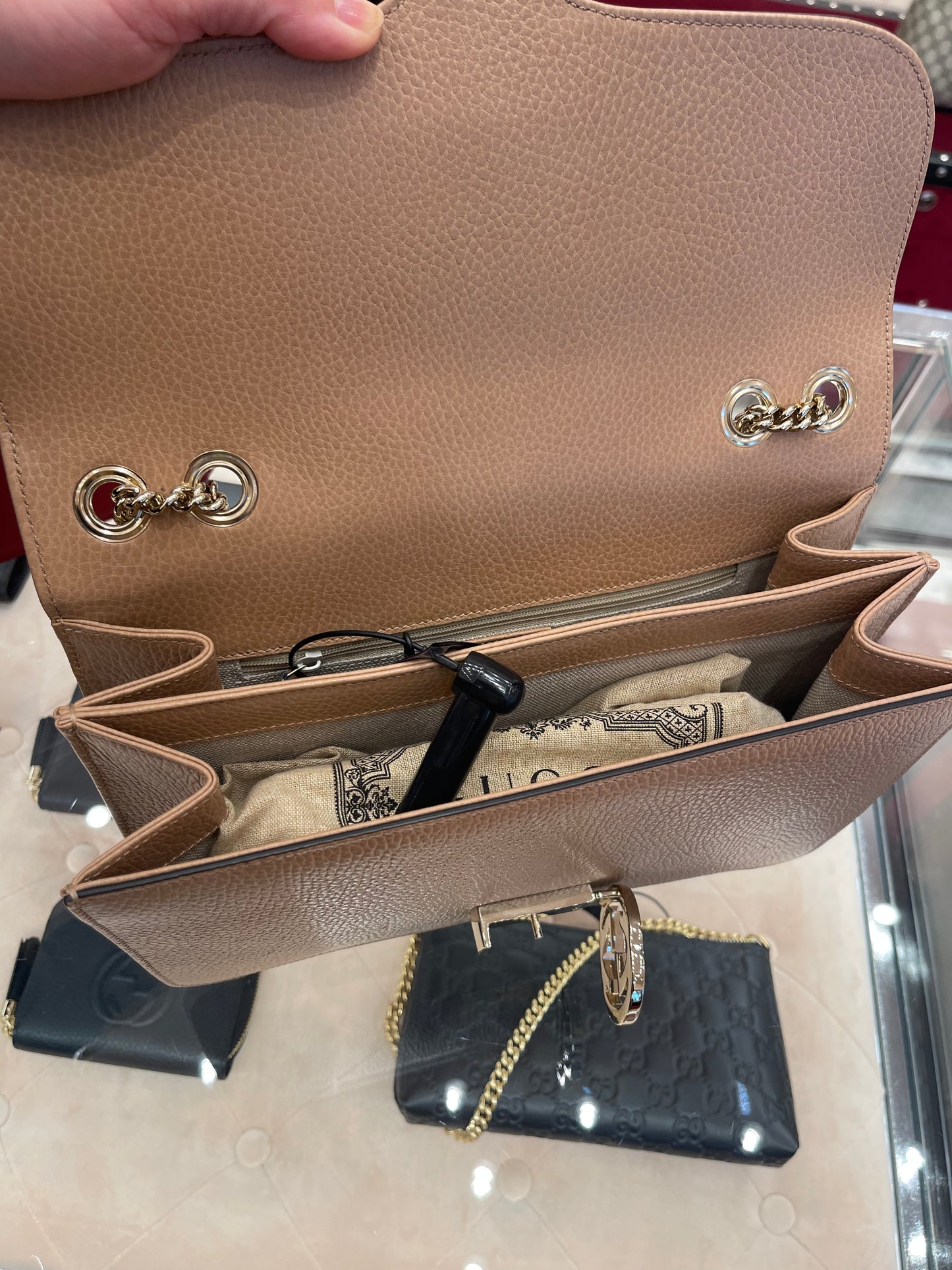 Gucci GG chain shoulder bag 古馳GG鏈條包