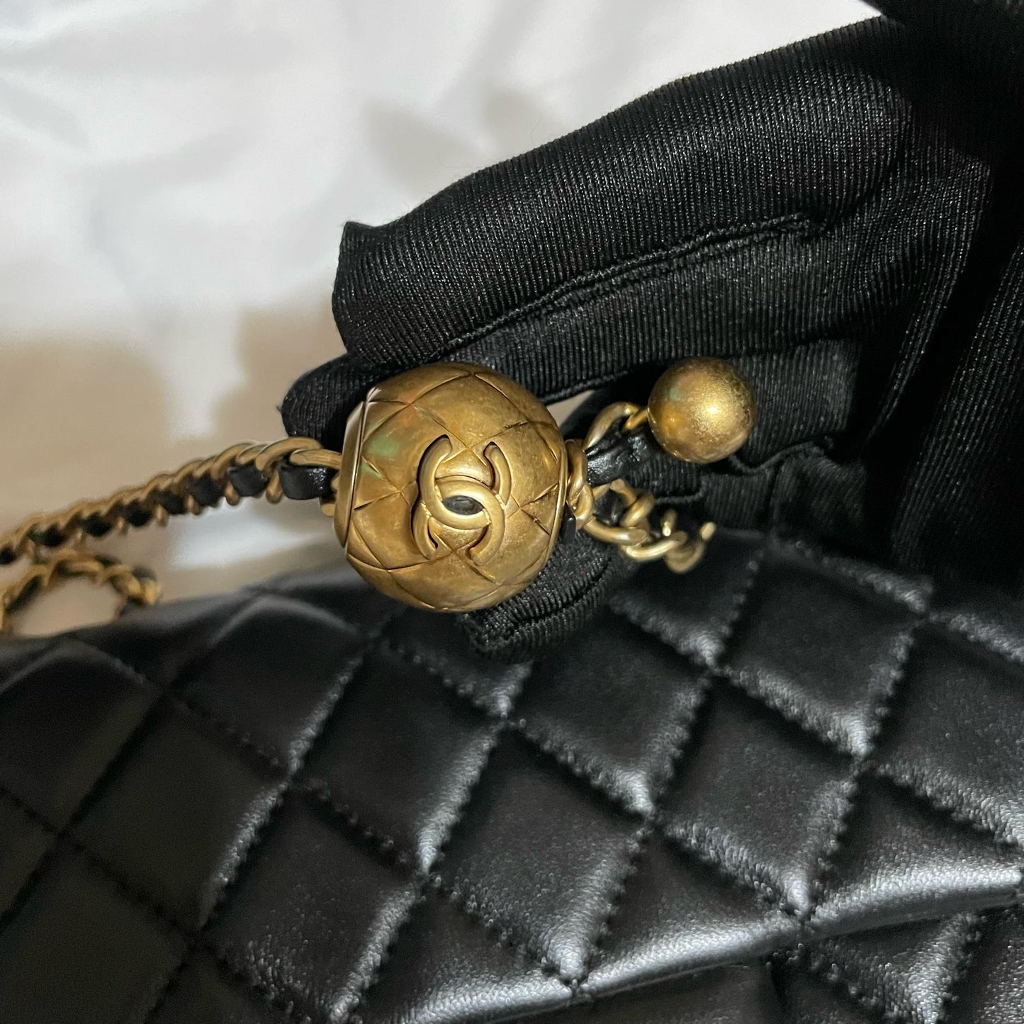 Chanel classic flap gold ball香奈兒黑色金球方胖子