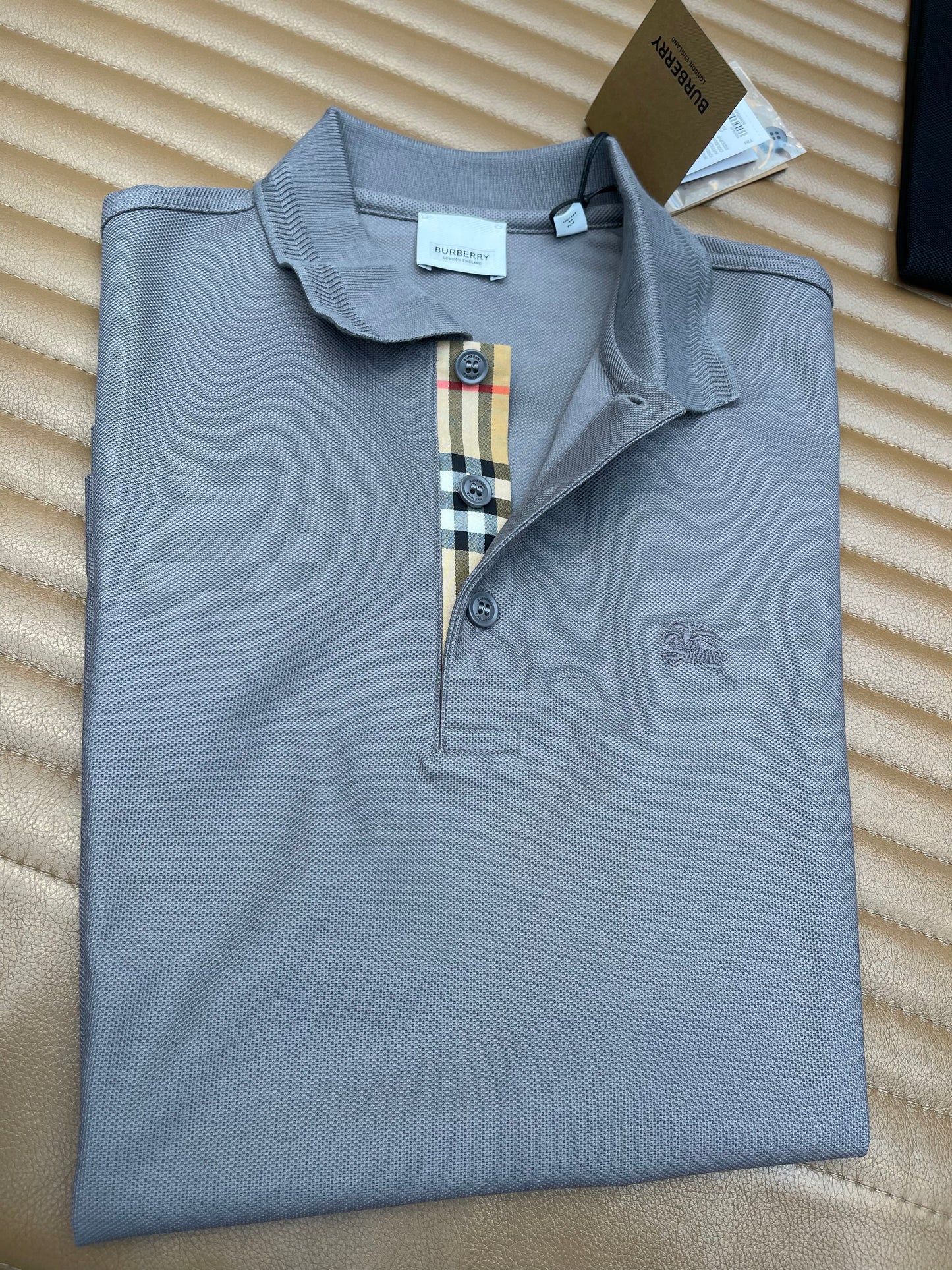 Burberry polo shirt 巴寶莉男士短袖polo衫 胸口刺繡