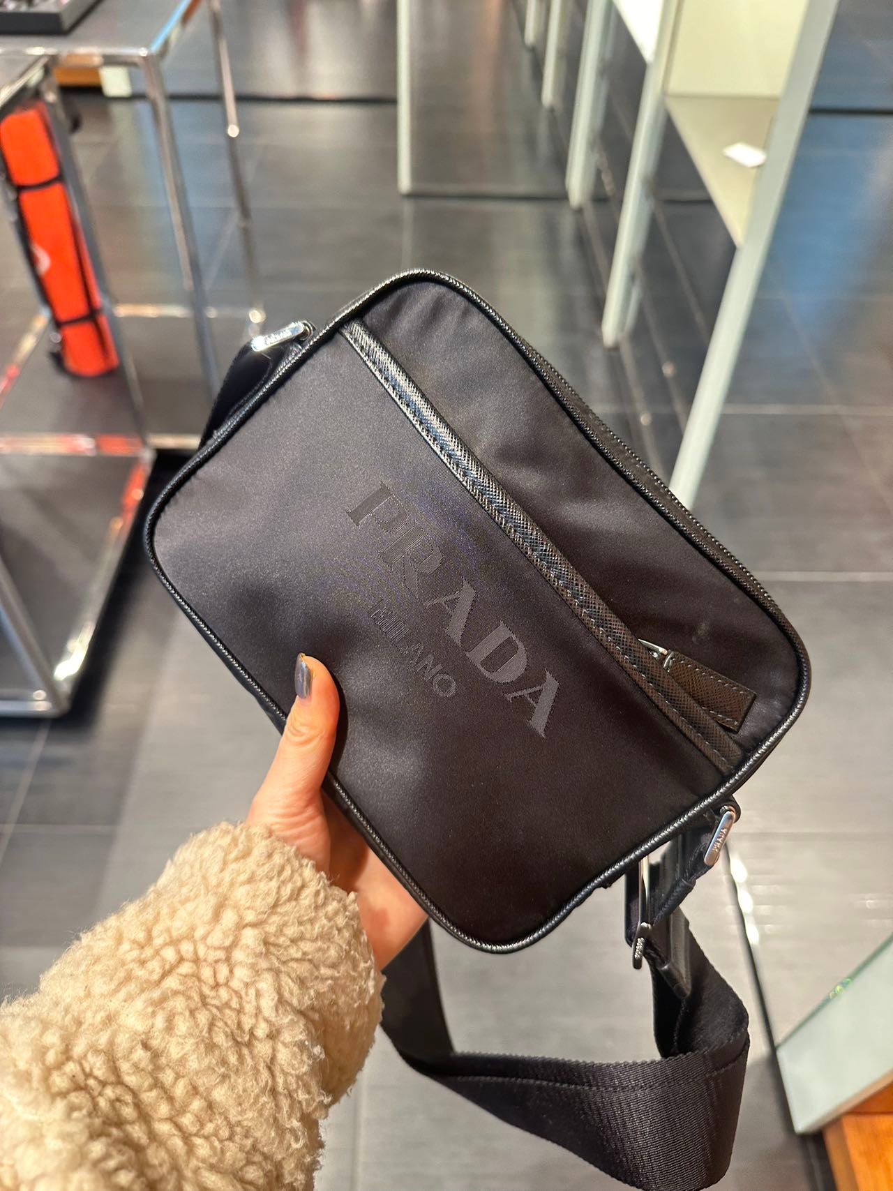 Prada nylon camera bag 普拉達尼龍相機包
