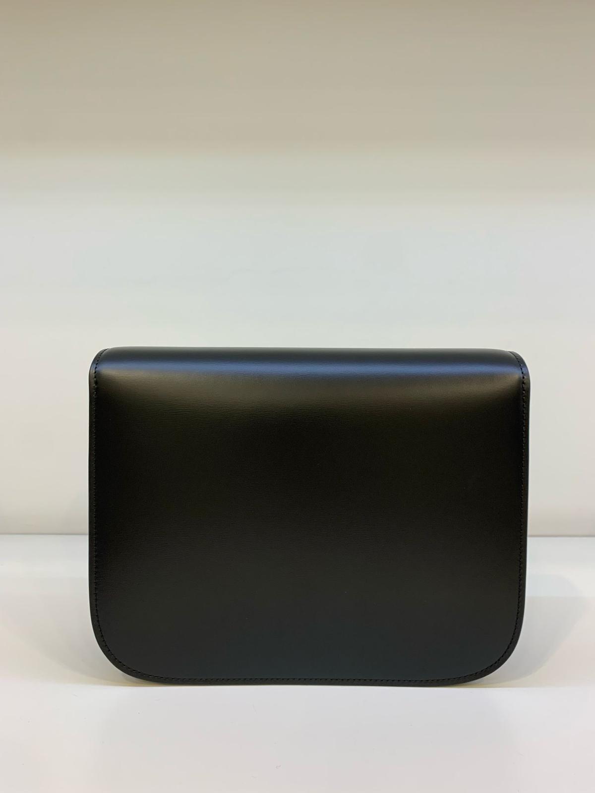 Celine Teen Classic Bag 西琳小牛皮經典肩背包*
