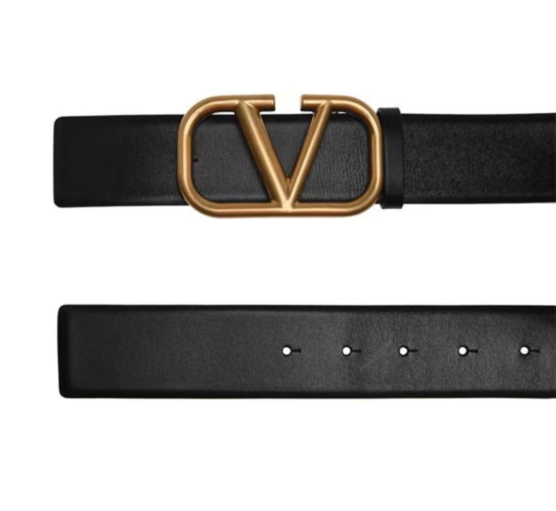 VALENTINO GARAVANI V LOGO SIGNATURE BELT 
范倫鐵諾經典大V LOGO男皮帶