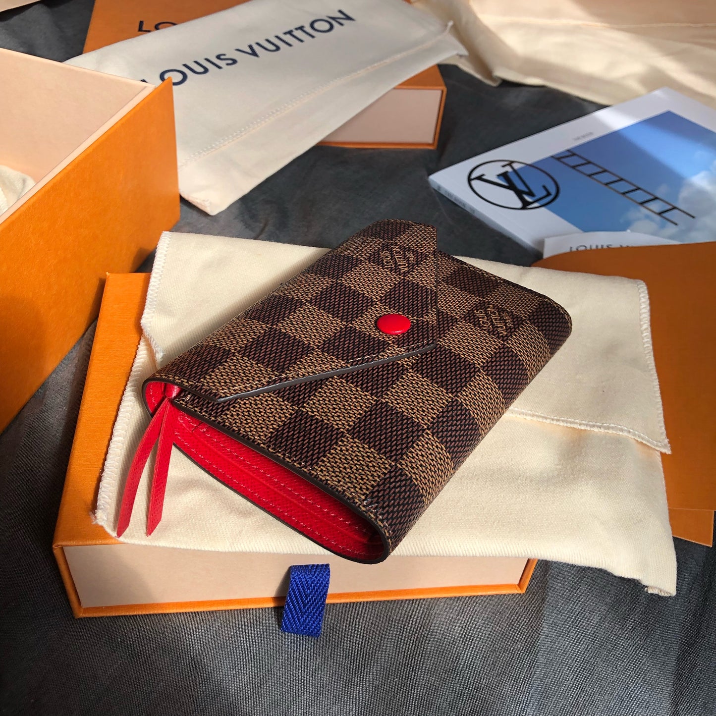 Louis Vuitton monogram short wallet | LV 經典格紋短夾
