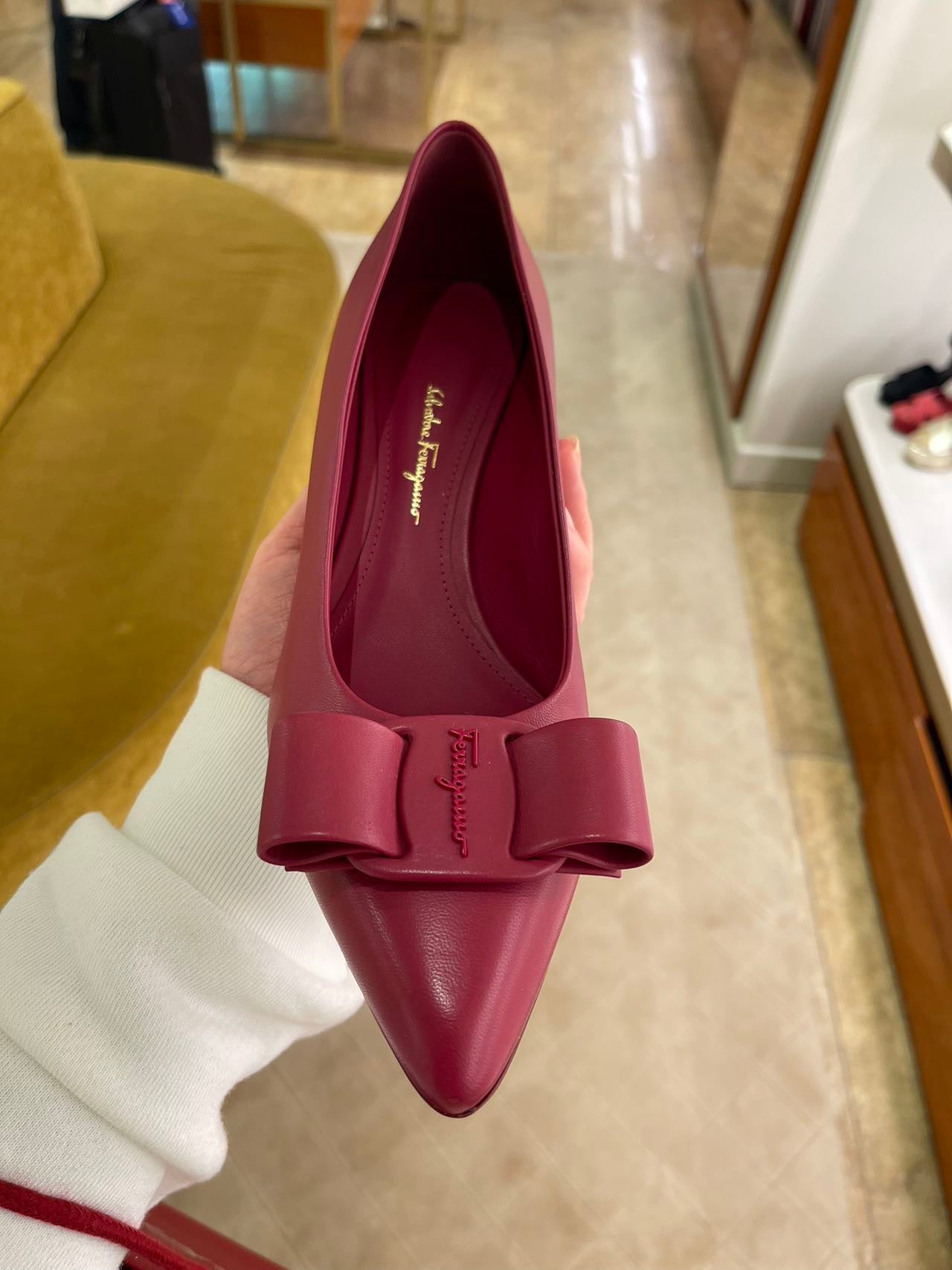 Salvatore Ferragamo heels尖頭蝴蝶結中跟鞋