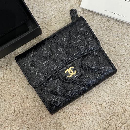 Chanel classic compact wallet  | 香奈兒經典三折短夾