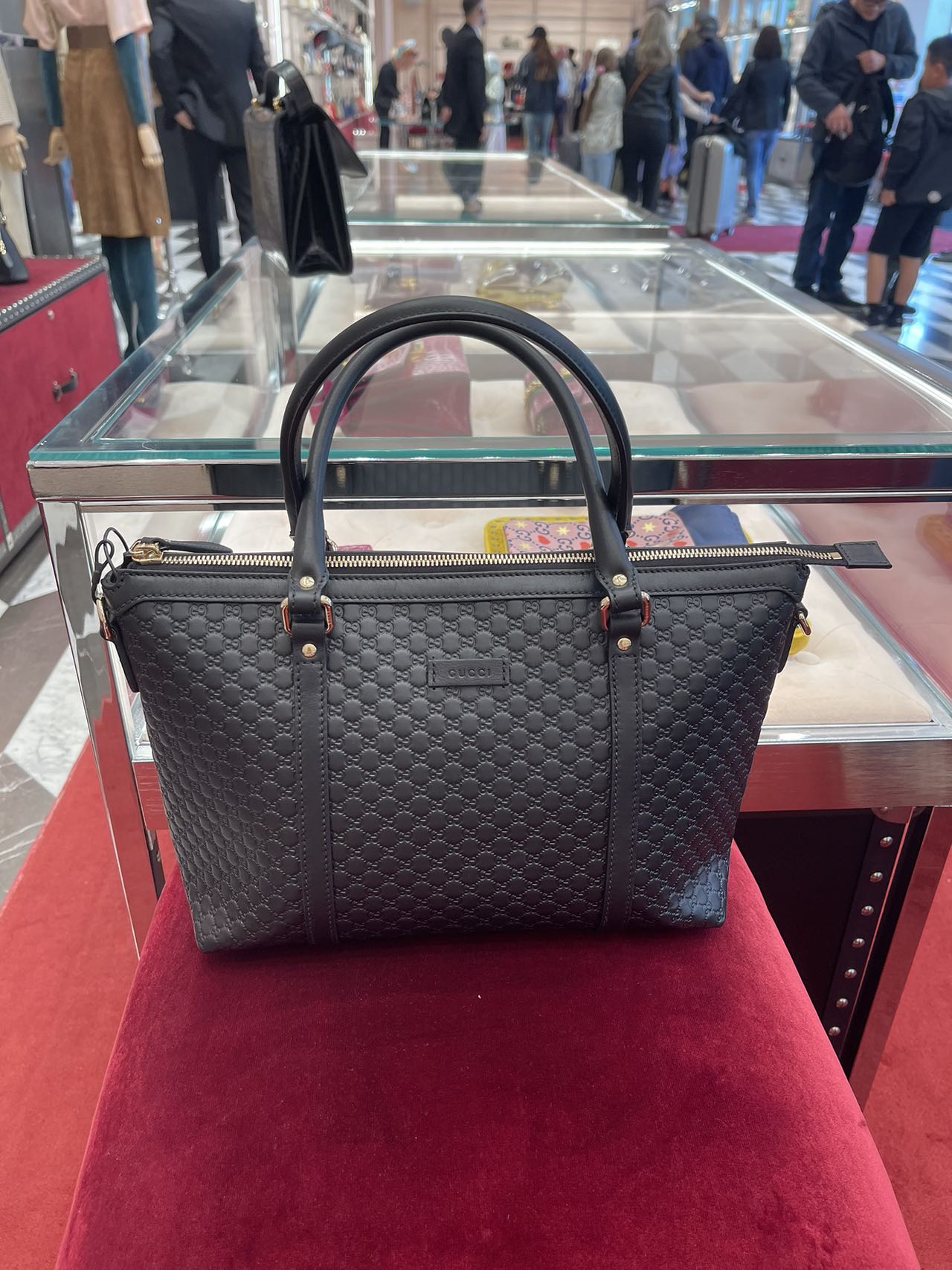 Gucci zip handbag 拉鍊手提包